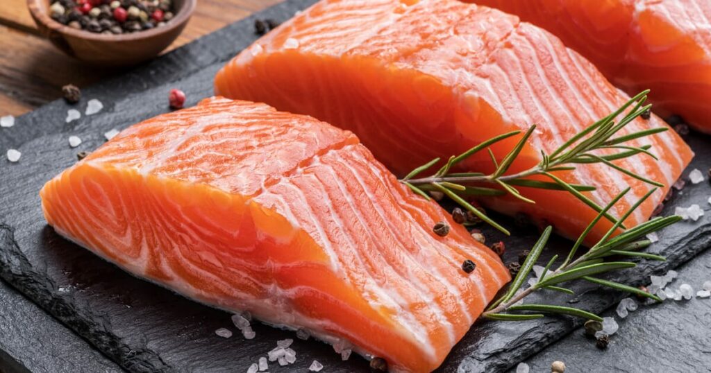 CHILE'S SALMON AND TROUT EXPORTS SURGE 33% AS PRICES RECOVER