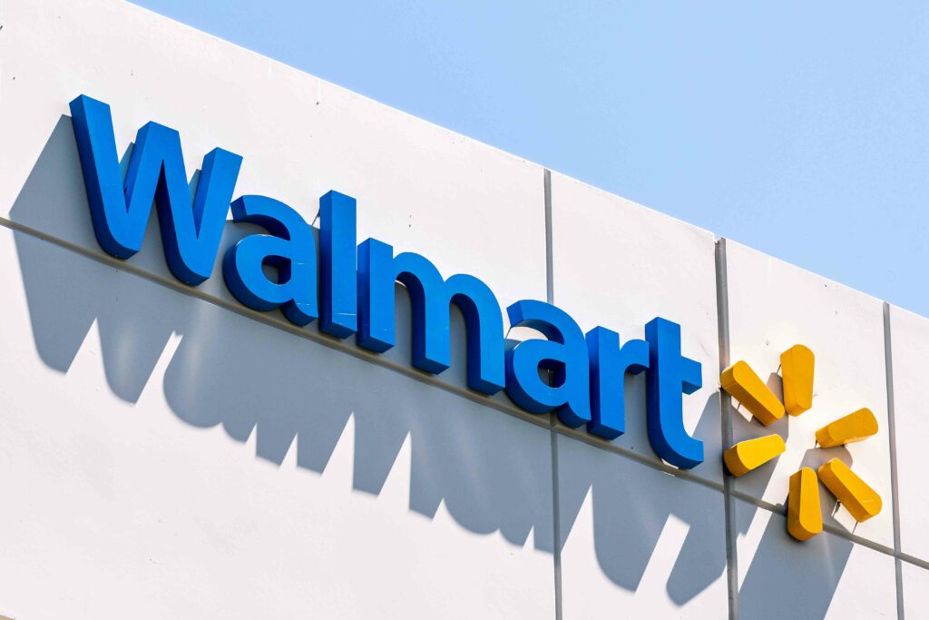 WALMART LIFTS EXPECTATIONS AFTER STRONG Q3 PERFORMANCE