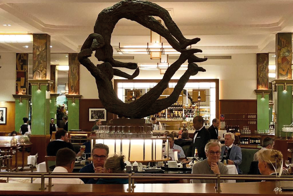 Brasseries capture essence of Paris